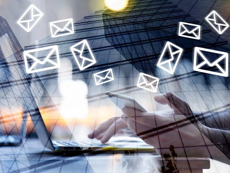 e-mail gostovanje