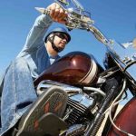 Motoristični jeans za udobje, varnost in popoln modni slog na motorju Motoristični jeans